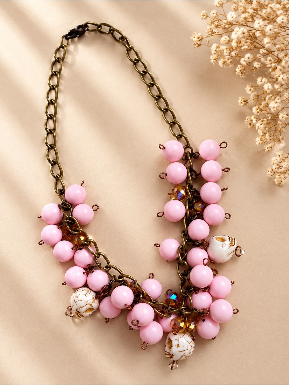 N18. PINK+ HOWLITE 18"